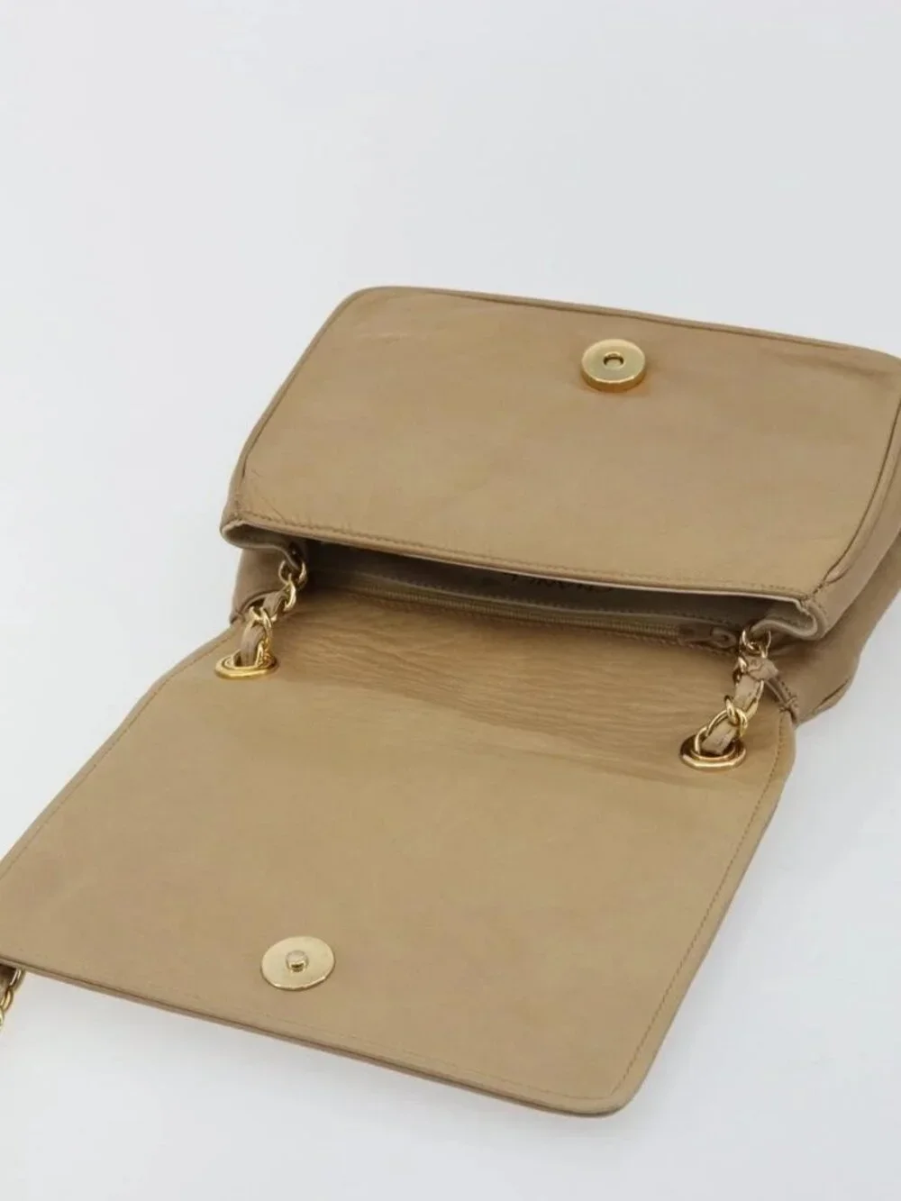 CHANEL Matelasse Chain Shoulder Bag Lamb Skin Beige Gold CC Auth ka4478V